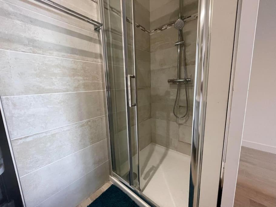 Le Baya - Appt Proche Des Halles Appartement *